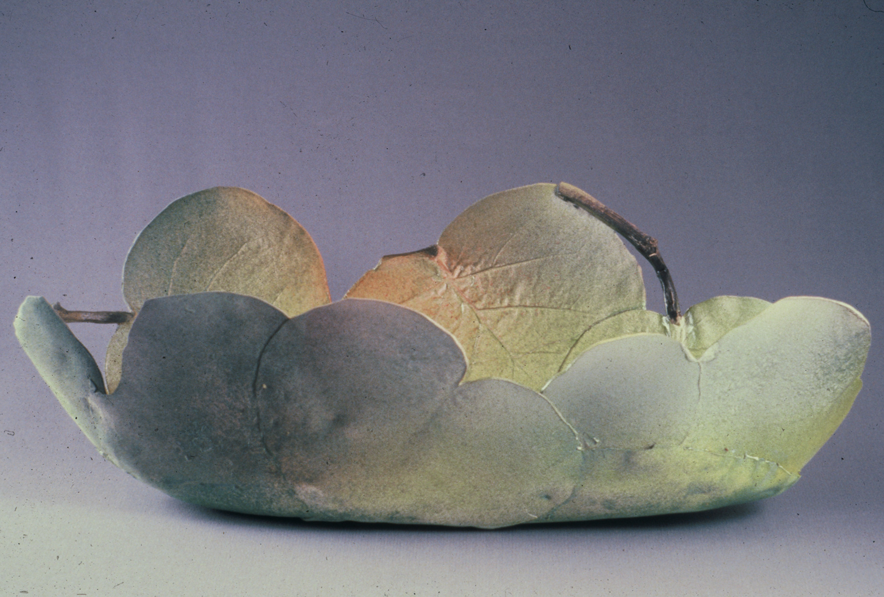 Leaf Vessel Porcelain  